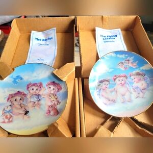 EUC LOT OF 2 Vintage Decorative DREAMSICLES Angel Plates W/ Box and Cert Of Auth